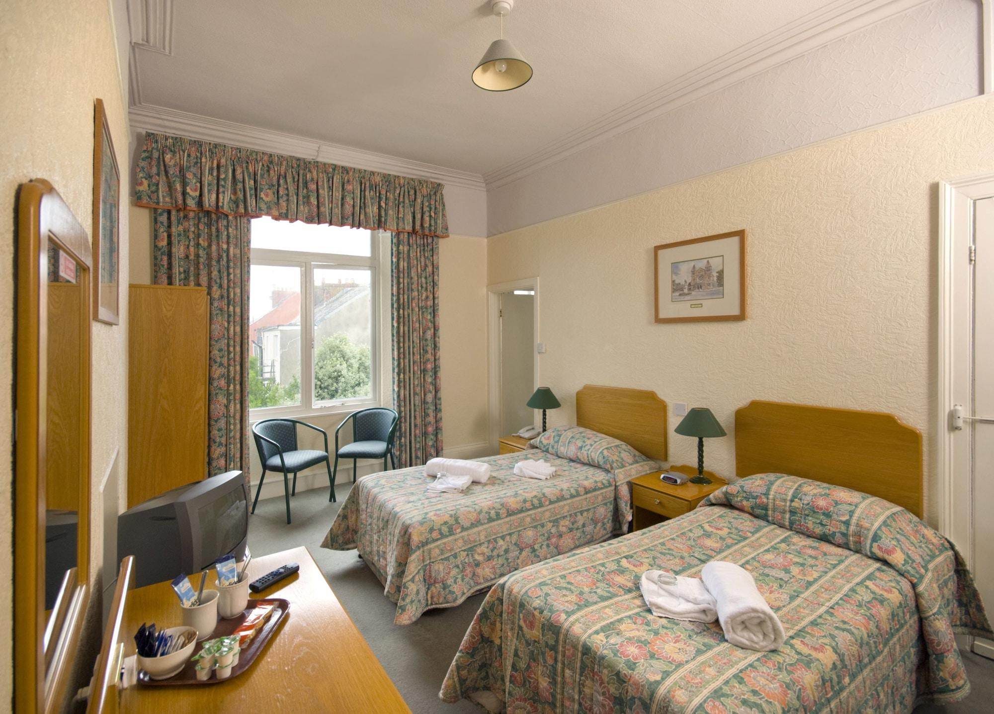 Imperial Hotel Tenby Exterior photo